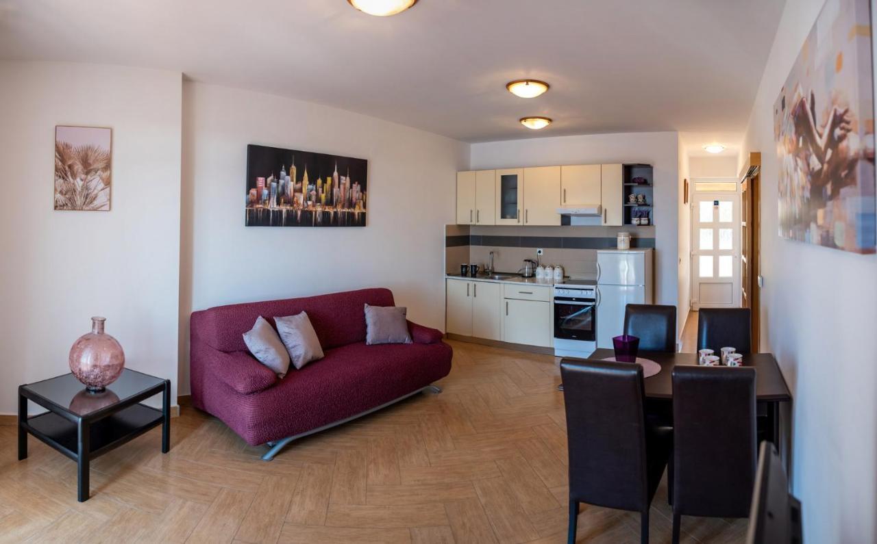 Apartments Sutalo 2 챠브타트 외부 사진