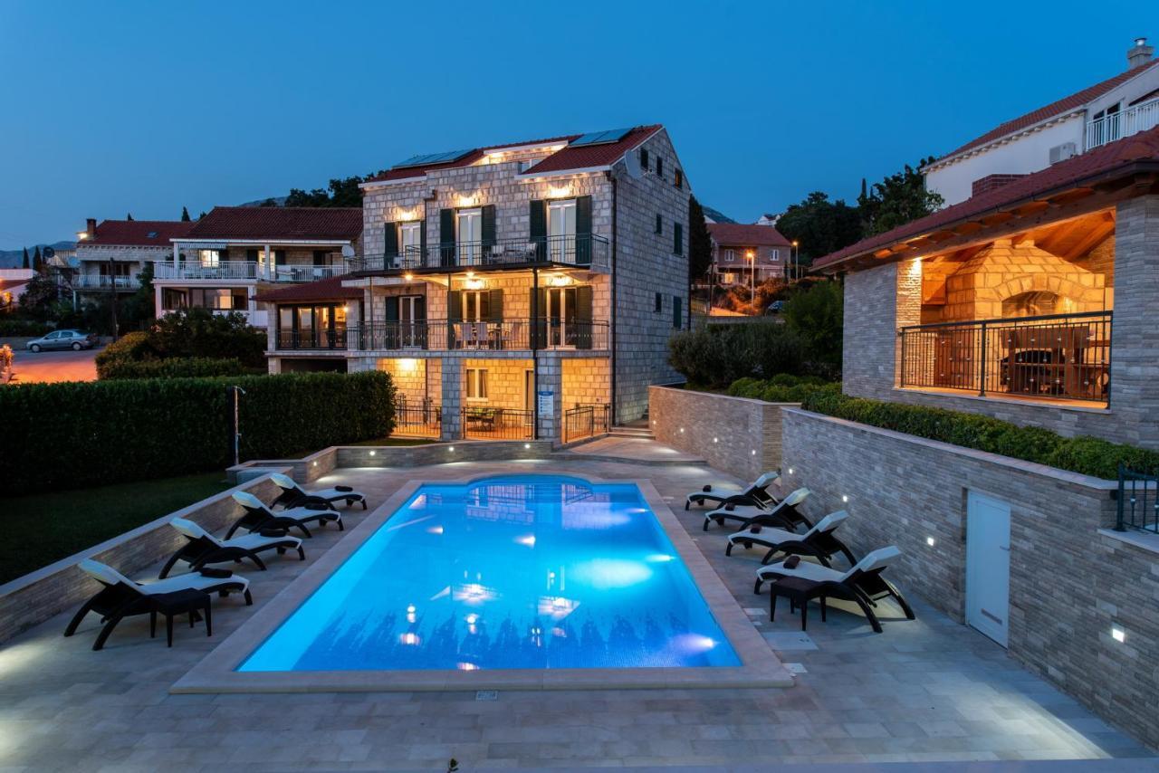 Apartments Sutalo 2 챠브타트 외부 사진