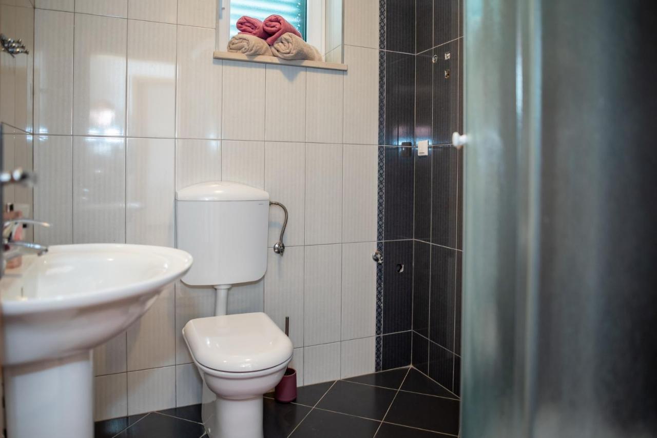 Apartments Sutalo 2 챠브타트 외부 사진