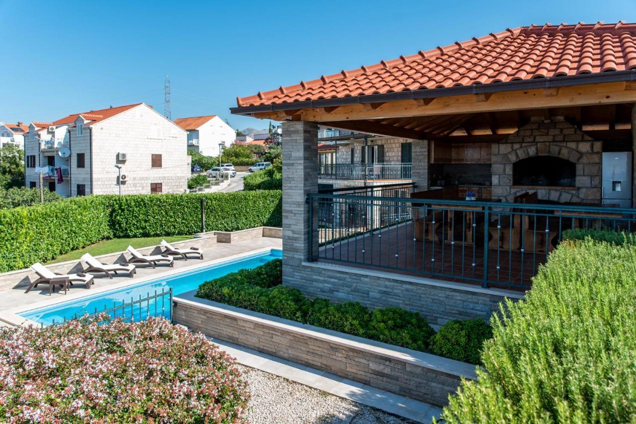 Apartments Sutalo 2 챠브타트 외부 사진